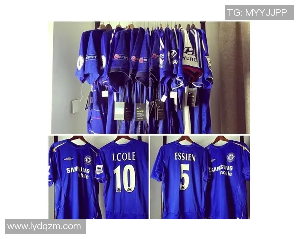 足球明星背后的故事揭秘26号球衣的传奇与荣耀